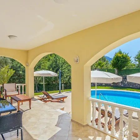 Secret Valley Villa